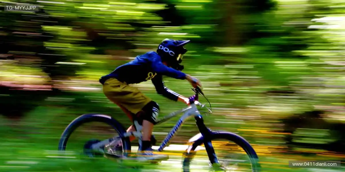 📱 实时比分、精彩回放,